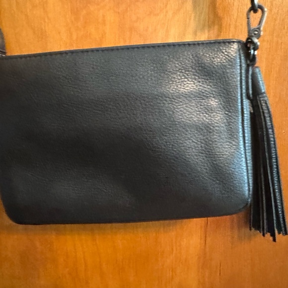 Harley-Davidson Black Leather Hip Purse Crossbody Bag with Tassel - Picture 4 of 8